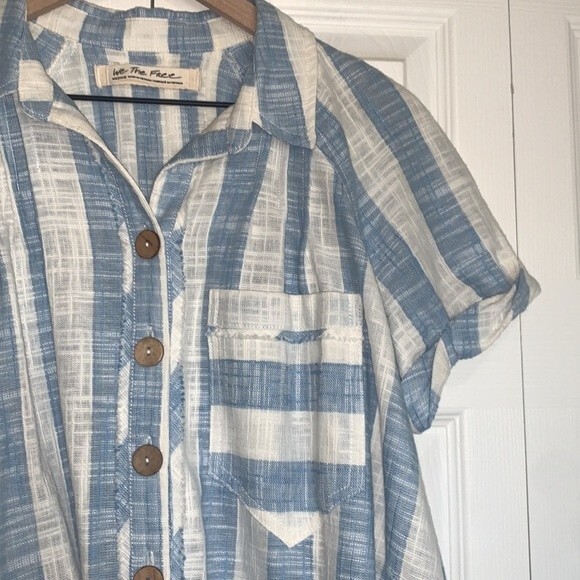 We The Free Away At Sea Striped Linen Blend Button Down Cropped Collared Shirt - Picture 3 of 11